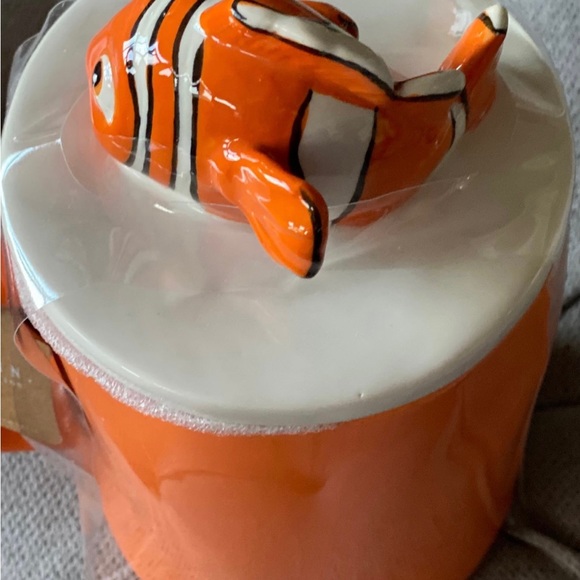 Rae Dunn Disney Pixar Finding Nemo Mug - Picture 2 of 10